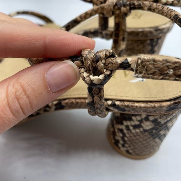 Raid Beige Snake Embossed Square Toe Chunky Heel Sandals Womens 36 Faux Leather - Picture 8 of 13